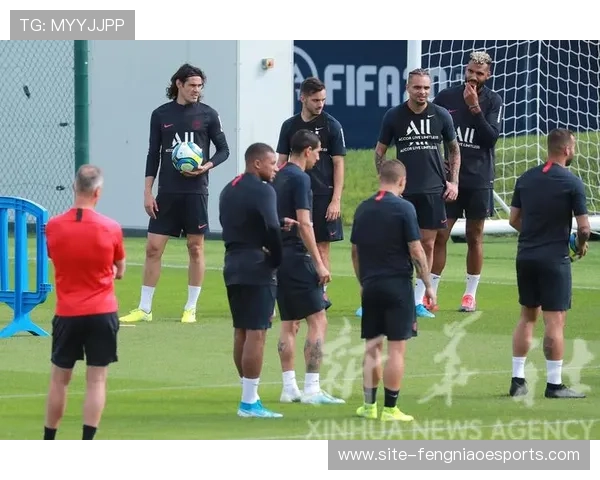 基层足球活动开展，法甲俱乐部社区参与