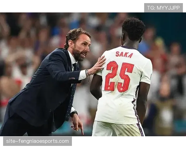 兰斯主帅斯蒂尔接受专访，谈球队年轻化建队策略